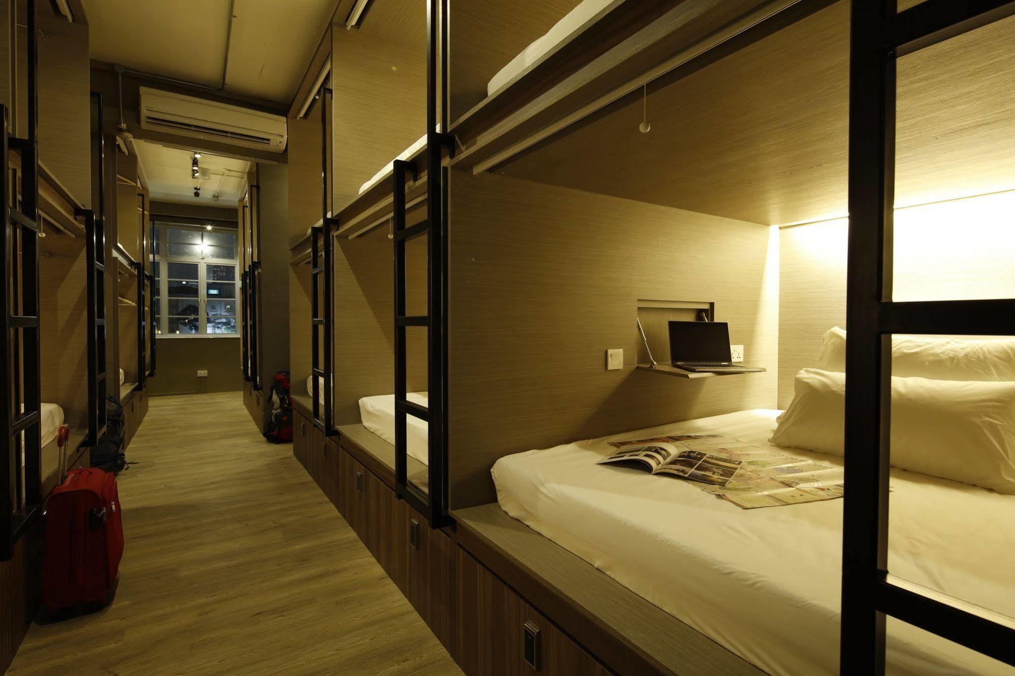 Beat. Capsule Hostel @ Boat Quay Singapore Exterior photo