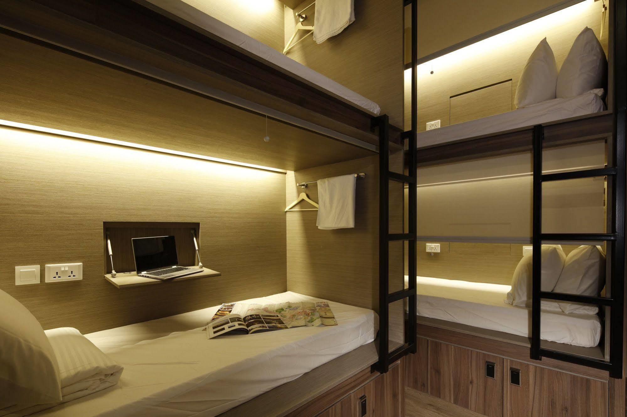 Beat. Capsule Hostel @ Boat Quay Singapore Exterior photo